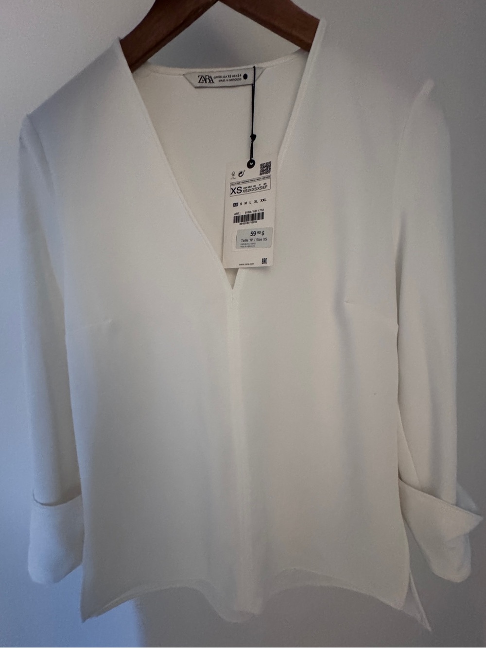 Zara White V-Neck Roll-Sleeve Blouse